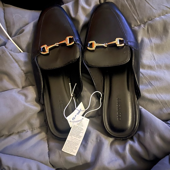 Black Women's Loafers - Picture 1 of 1